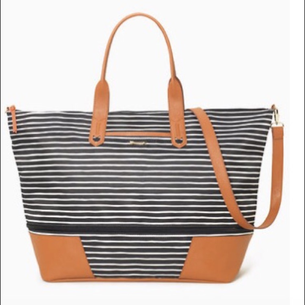 Stella and Dot expandable getaway bag